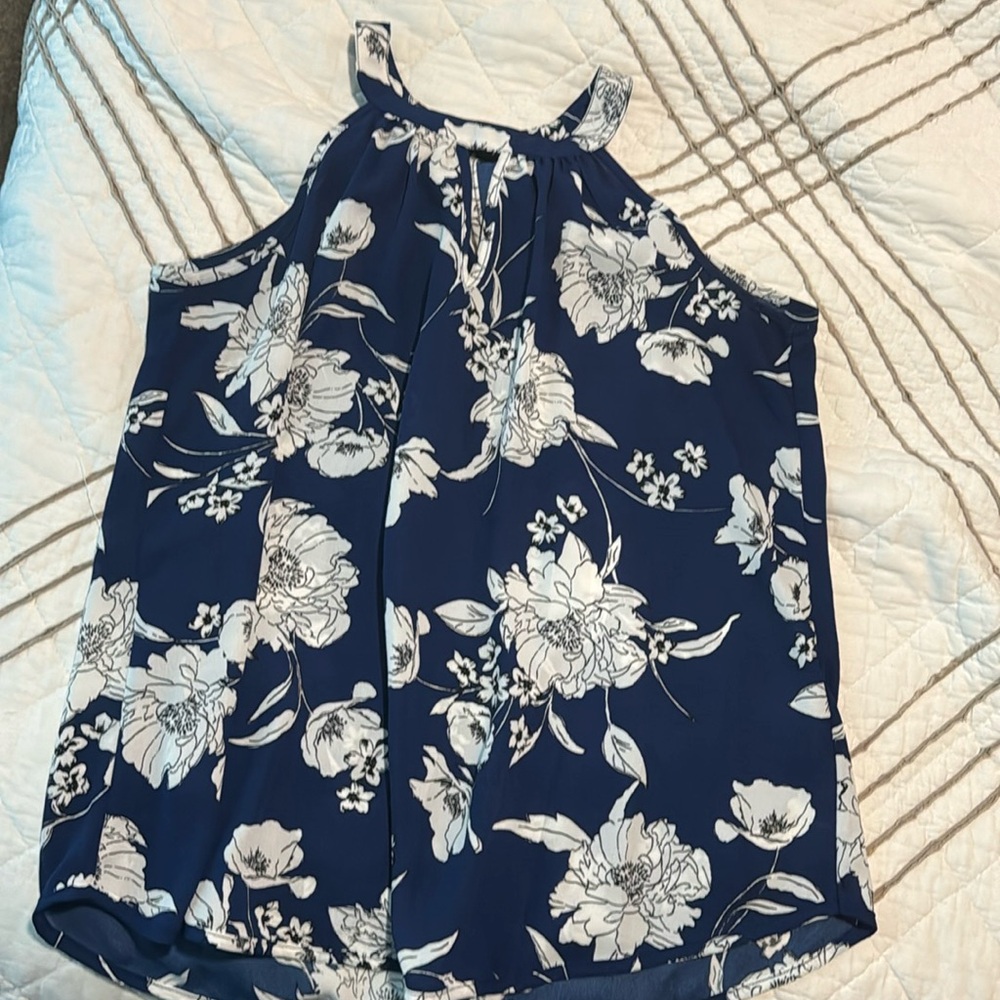 Blue & White keyhole top